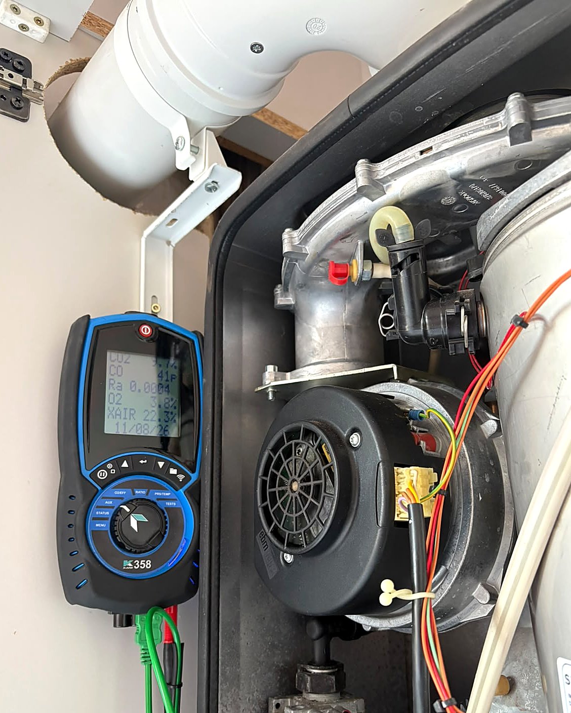 Boiler service and flue gas analyser check by Rapid Plumbing and Build in Sheffield