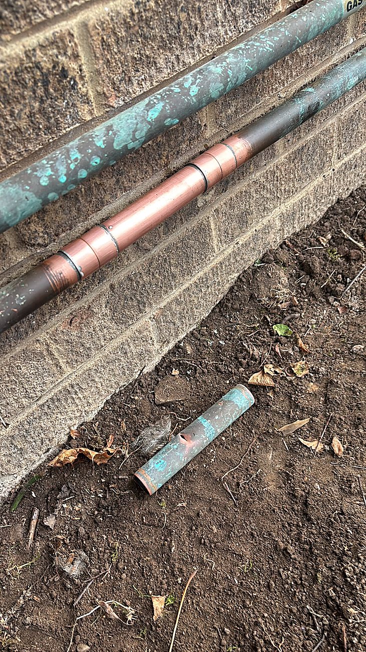 Copper pipe and leak repair by Rapid Plumbing and Build near Chesterfield